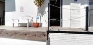 Bob's Antique Auto Parts