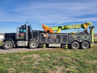 Cindy's Wrecker Services