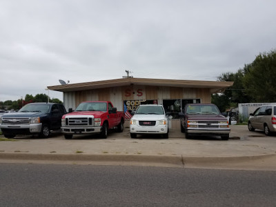 S & S Auto & Pick-Up Salvage JunkYard in Shawnee (OK) - photo 3