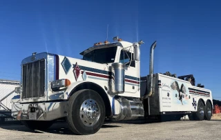 Johnny’s Wrecker Service