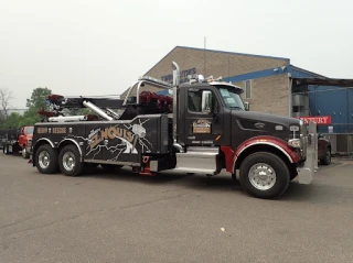 Elmquist Towing Company