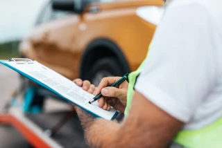 In & Out Towing Dallas