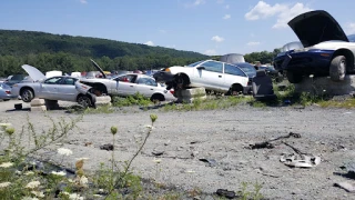 EZ Pull & Save Auto Parts