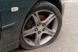 MO Road Assistance Services Flatbed Towing Company