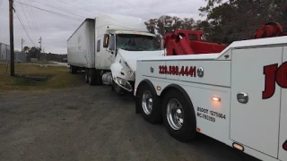 Johnny's Towing Inc.