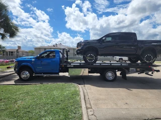 Texas Heavy Tow Recovery and Services LLC