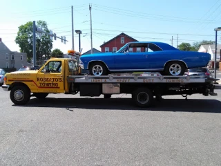 Roberto's Towing and Service Center