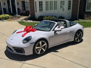 Best Buy Auto Leasing LLC