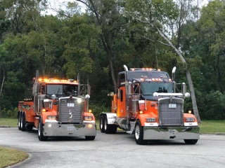 Bambino's Towing LLC Heavy Duty Wrecker Service