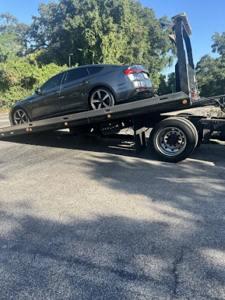 Courtesy Towing