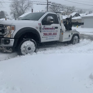 Saucedo's Towing
