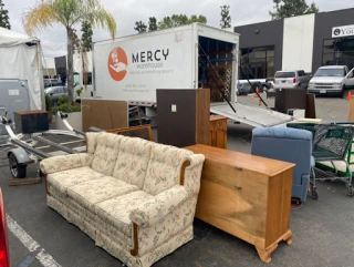 JunkBug Junk Removal & Hauling Services