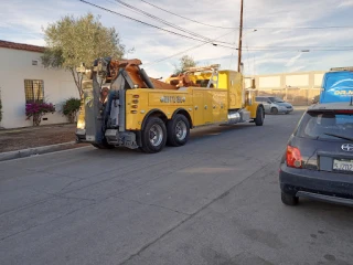 Anaheim Fullerton Towing