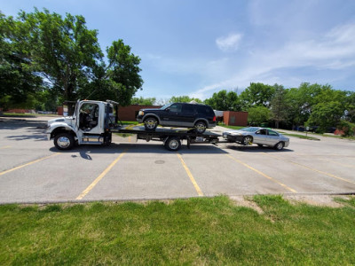 IOWA FIRST CALL TOWING JunkYard in Des Moines (IA) - photo 4