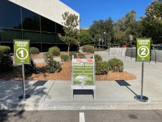 Thousand Oaks Library Curbside Pickup