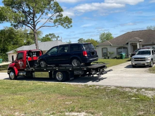 C & S Towing