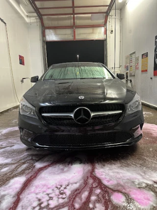 Mercedes-Benz of Arlington Collision Center