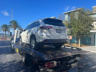 10-4 Tow of San Francisco