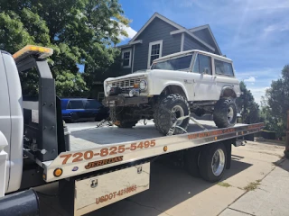 Dependable Towing & Recovery Services