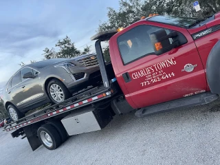 Charlie's Towing