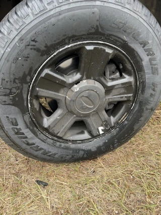 Bennie's Mobile Tire & Roadside Service