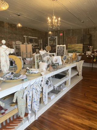 7th Street Salvage - Architectural Salvage Warehouse