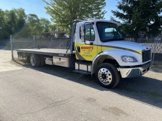 Moore's Service & Towing