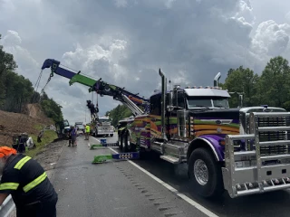 Candido's Towing & Recovery