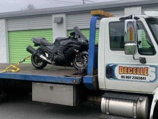 DeCelle Towing & Recovery