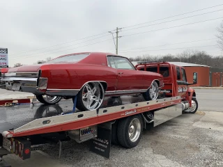 Santa Fe Towing Service - Tow Truck Kansas City