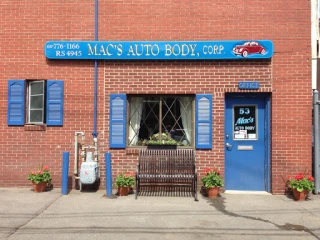 Mac’s Auto Body