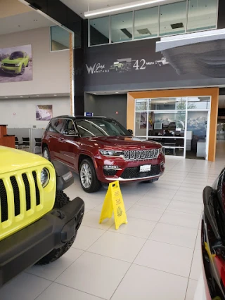 Castle Chrysler Jeep Dodge RAM of Naperville - Parts Store