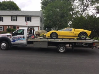 Howe's Towing