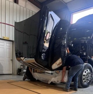 Open Bay Truck Repair