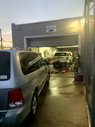 Juniors Auto Sales, Service and Towing