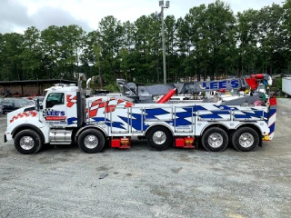 Lee's 24 Hr Towing Inc