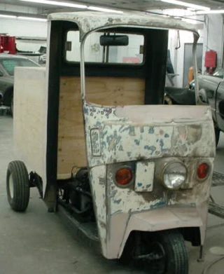 Carl's Body Shop & Towing