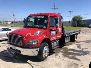 Downtown Fleet Services - Commercial 18 Wheeler Truck Repair & Roadside Service