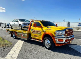 Jonnys Towing & Recovery