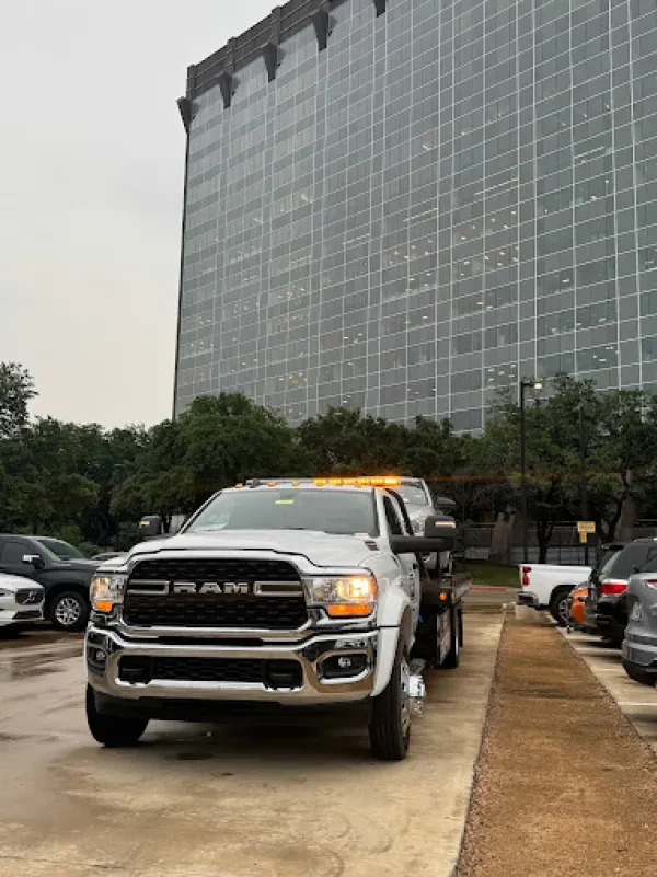 Roadside Wrangler - 24/7 Towing Service - photo 4
