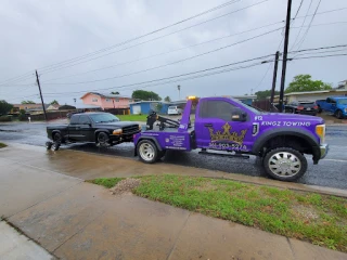 KINGZ TOWING