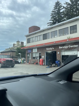Handy's Service Center