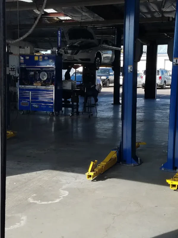 Metro Champion Auto Repair - photo 4
