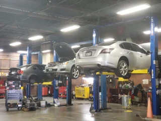 Saul’s Autotek Denver Tech Center Centennial | 7 Day Auto Repair Mechanics Greenwood Village | Car Truck RV SUV Service