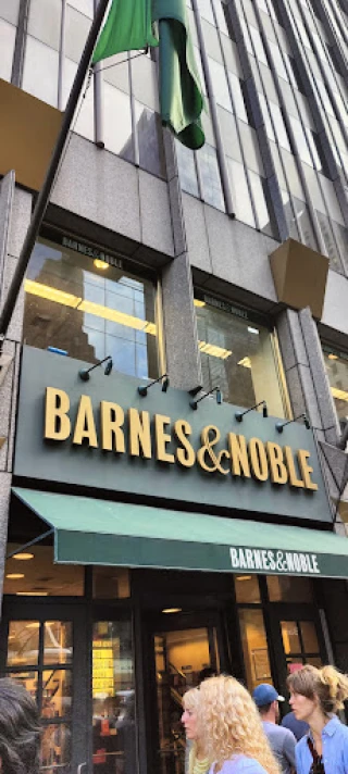 Barnes & Noble