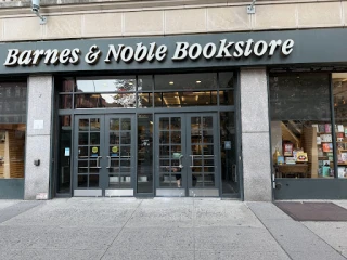 Barnes & Noble