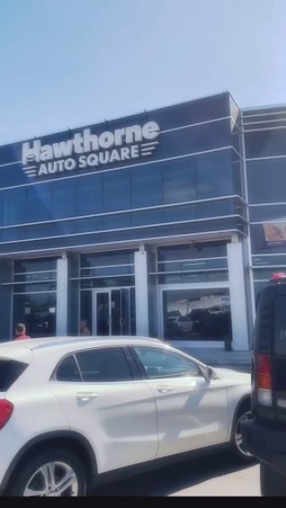 Hawthorne Auto Square