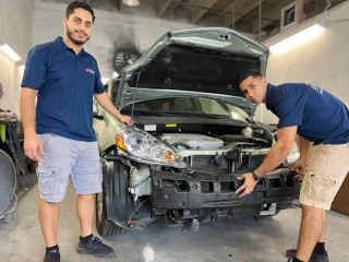 Auto Body Mania - Pompano Beach