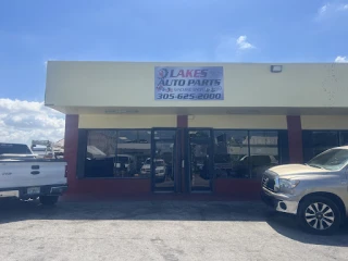 lakes auto part
