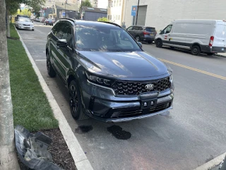 Universal Auto Body & Glass